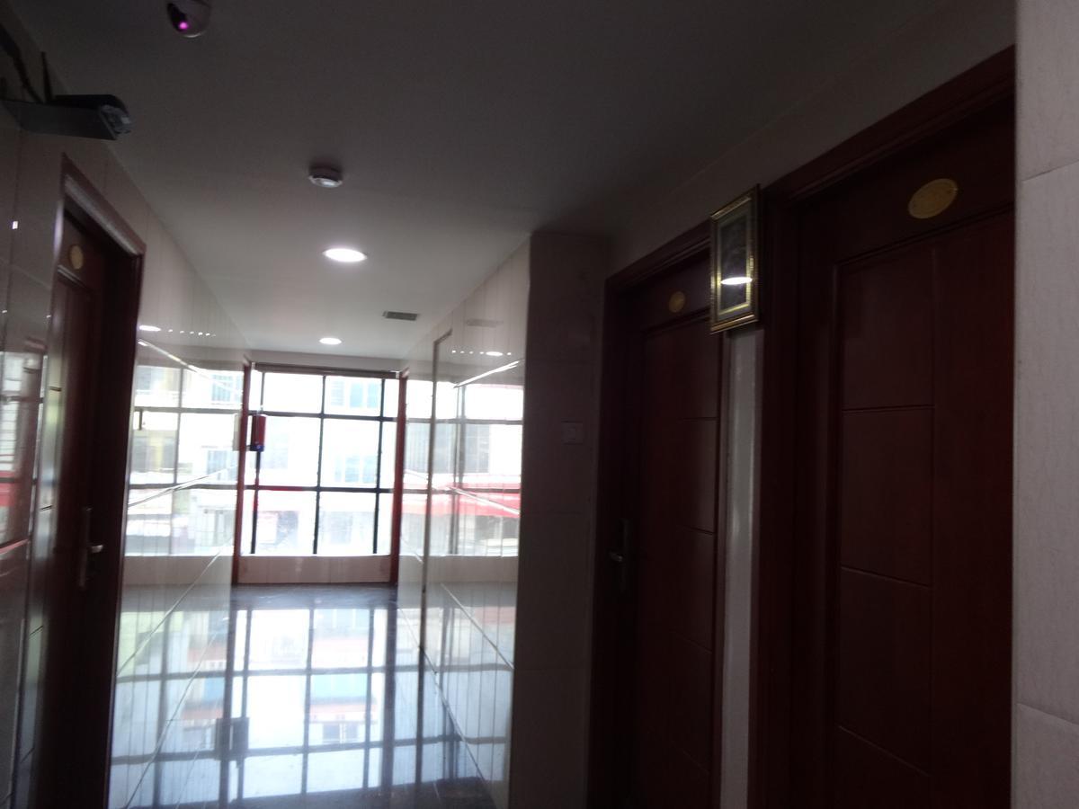 Hotel Shrivalli Residency Τσενάι Εξωτερικό φωτογραφία