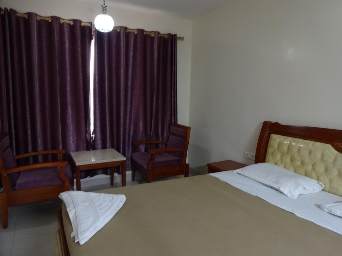 Hotel Shrivalli Residency Τσενάι Εξωτερικό φωτογραφία